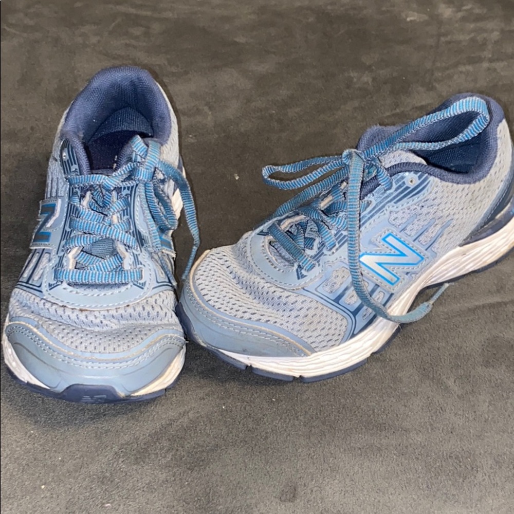 New balance shoes